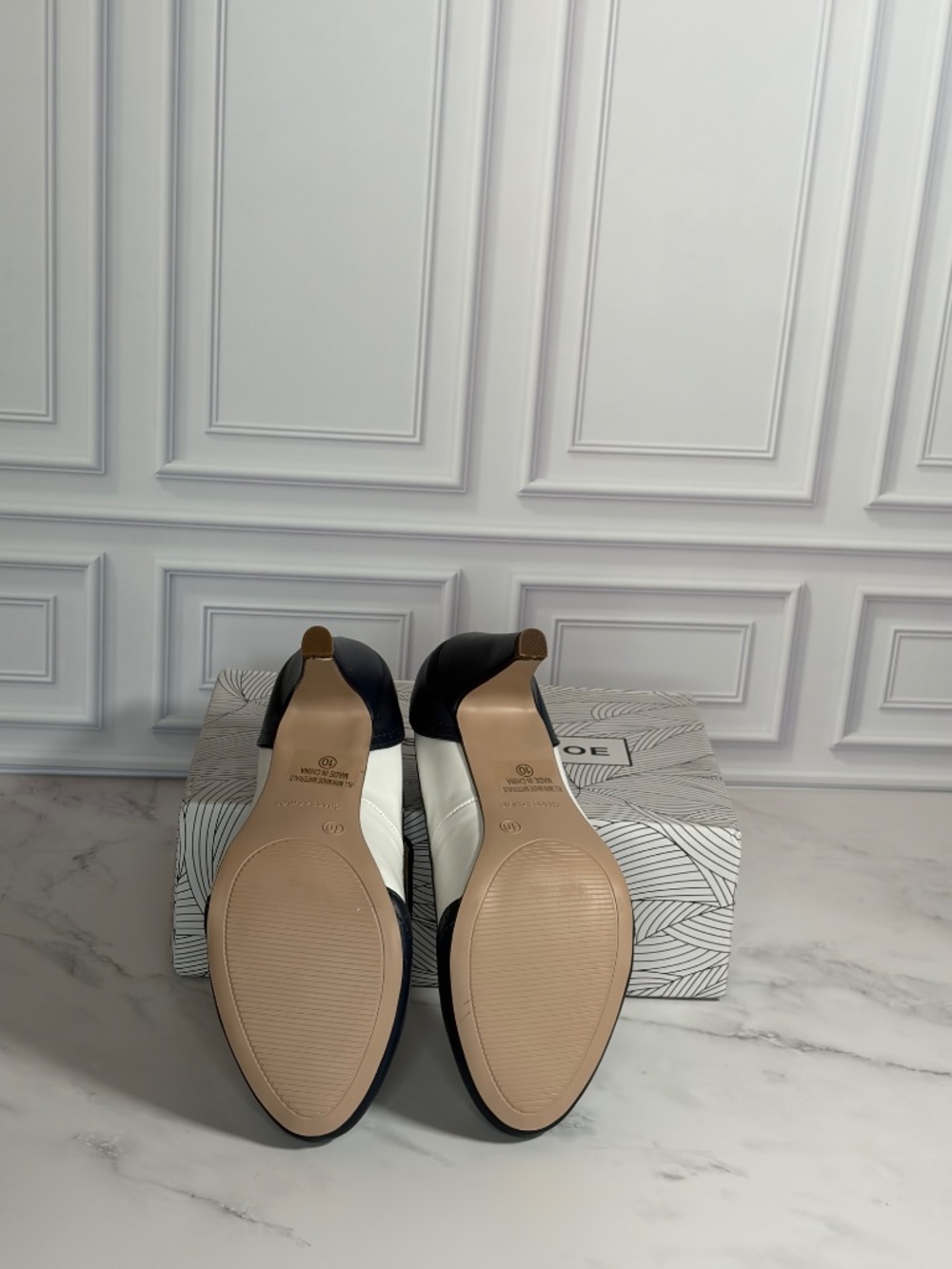 Chase + Chloe Kimmy-51 Navy White Vintage Spectator T-Strap Pumps 10 NIB - Picture 4 of 5